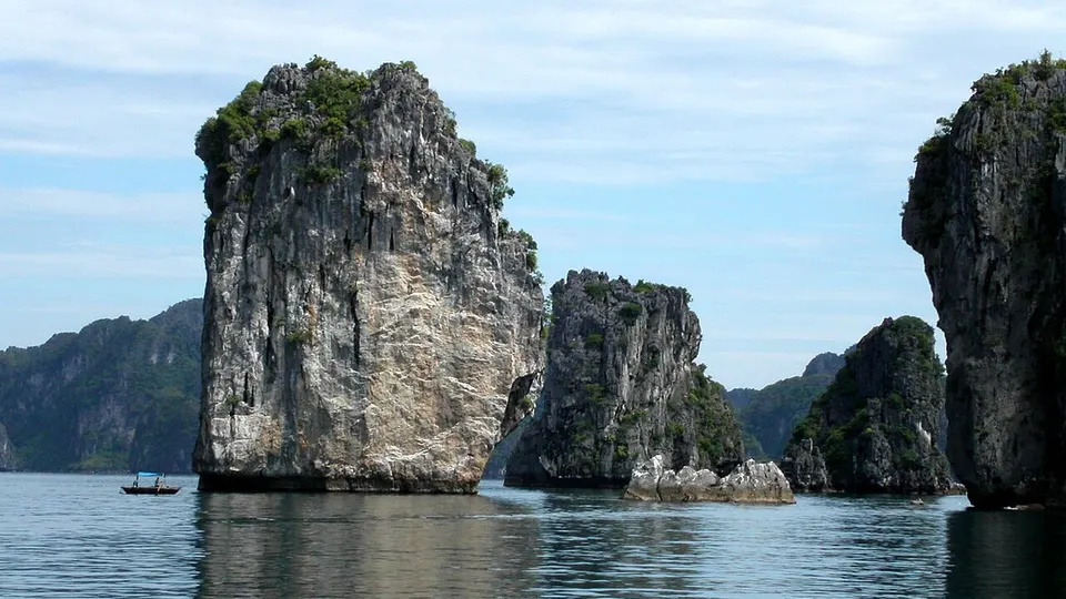 Baie d'Halong, Vietnam — paysage emblématique